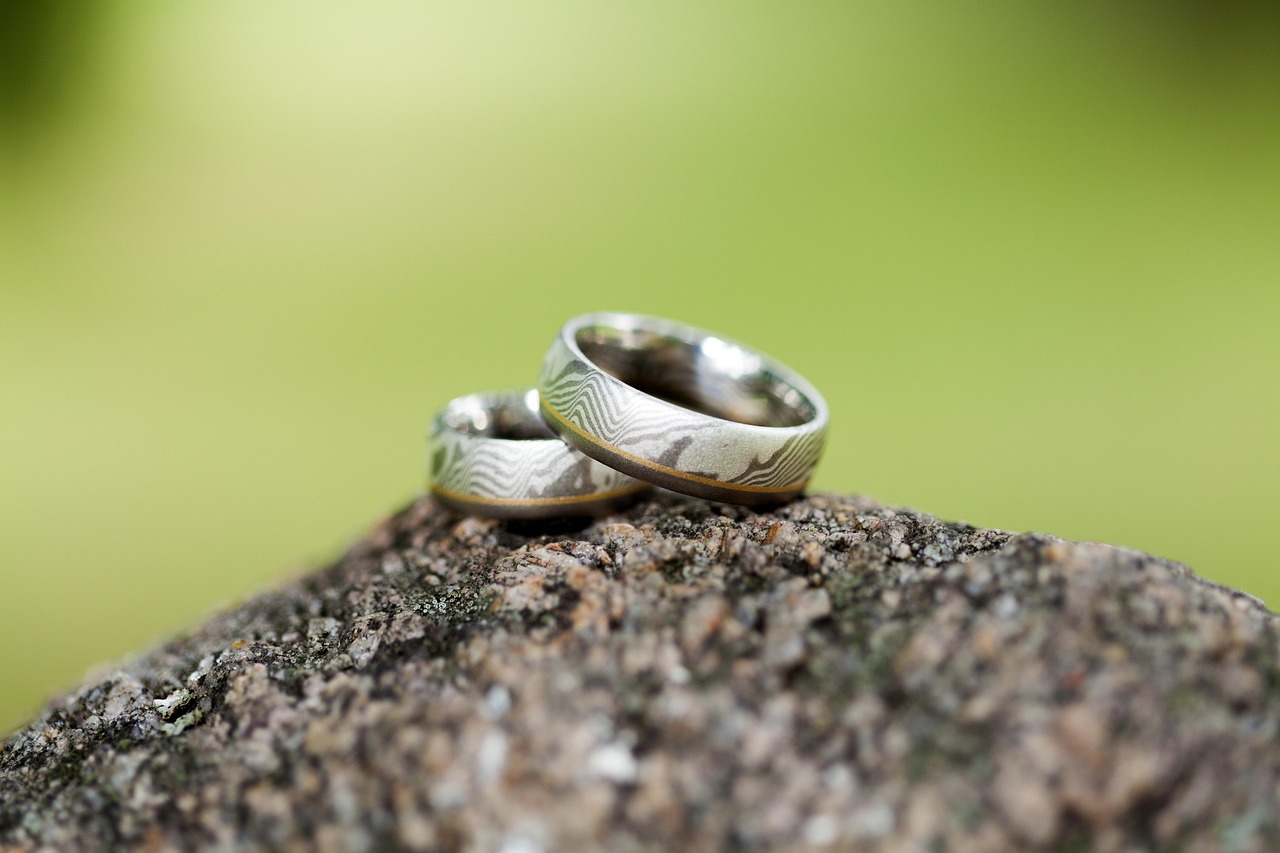 El anillo de boda: un símbolo de amor a través de las culturas y el tiempo